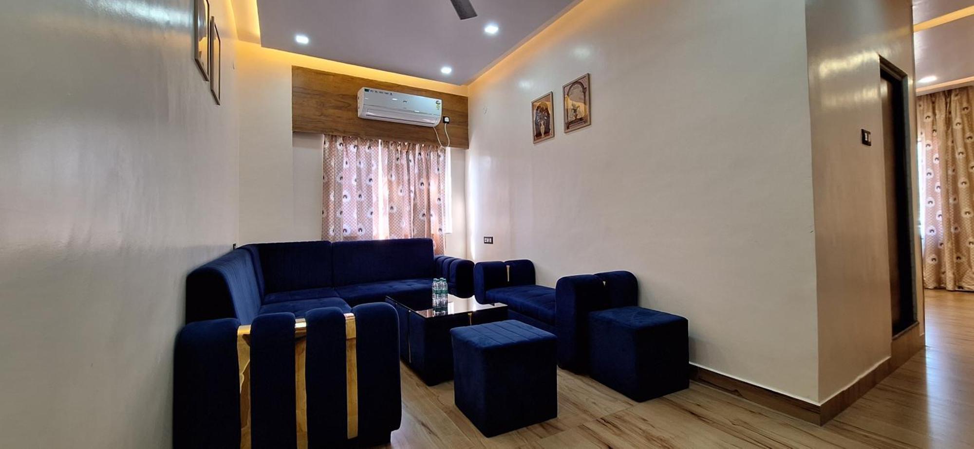 New Sun International & Banquet Hall Джамшедпур Екстериор снимка